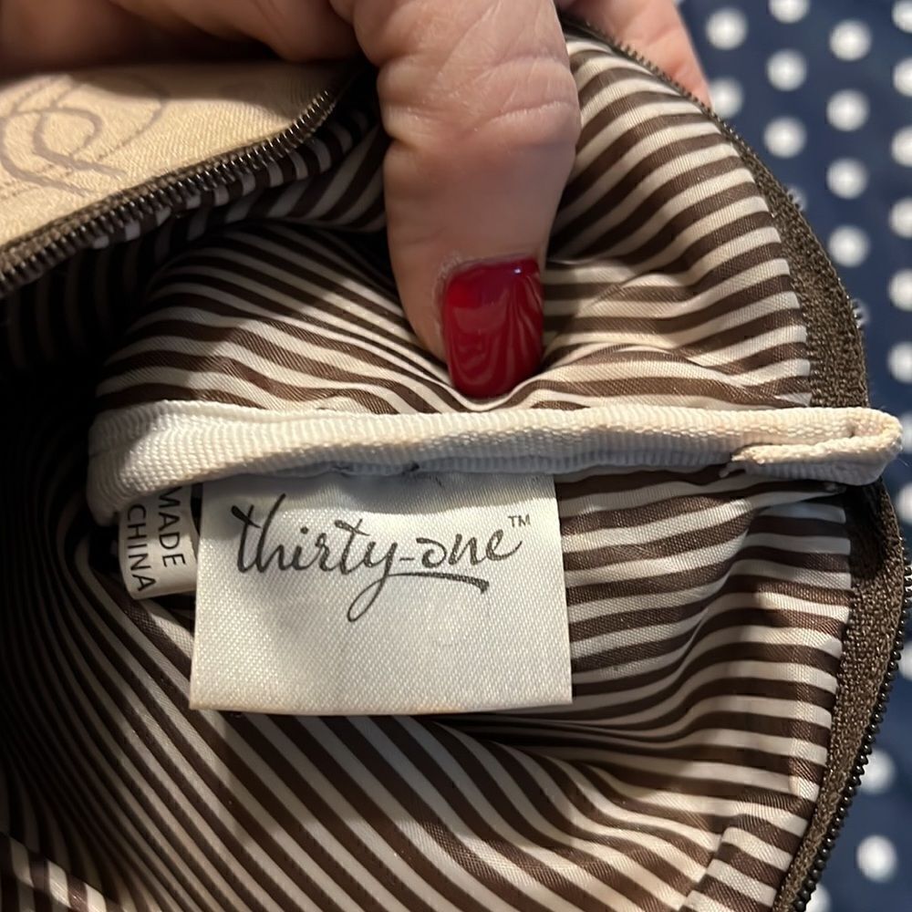 Thirty-One Makeup Pouch  - Picture 4 of 5